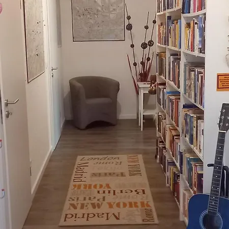 Wohlfuehloase Historische Altstadt Neckarstrasse 16 Eingang 2